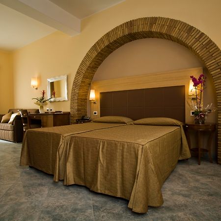 Hotel Villa Tirreno Таркуїнія Екстер'єр фото