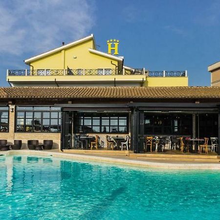 Hotel Villa Tirreno Таркуїнія Екстер'єр фото